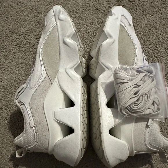 Nike Ryz 365 2 -‎ Women’s 12 - Picture 7 of 13